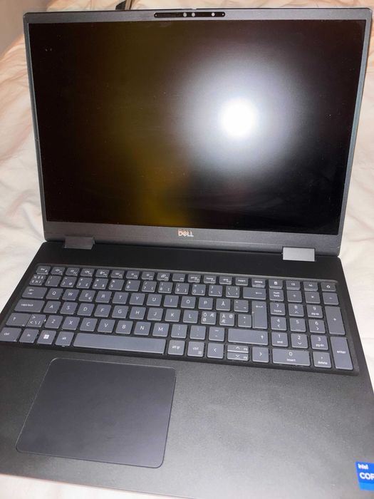 Dell Precision 7680 1 TB SSD RTX A1000 32 GB RAM