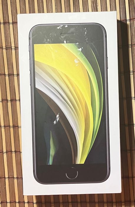 Iphone SE 2020 128GB с калъф