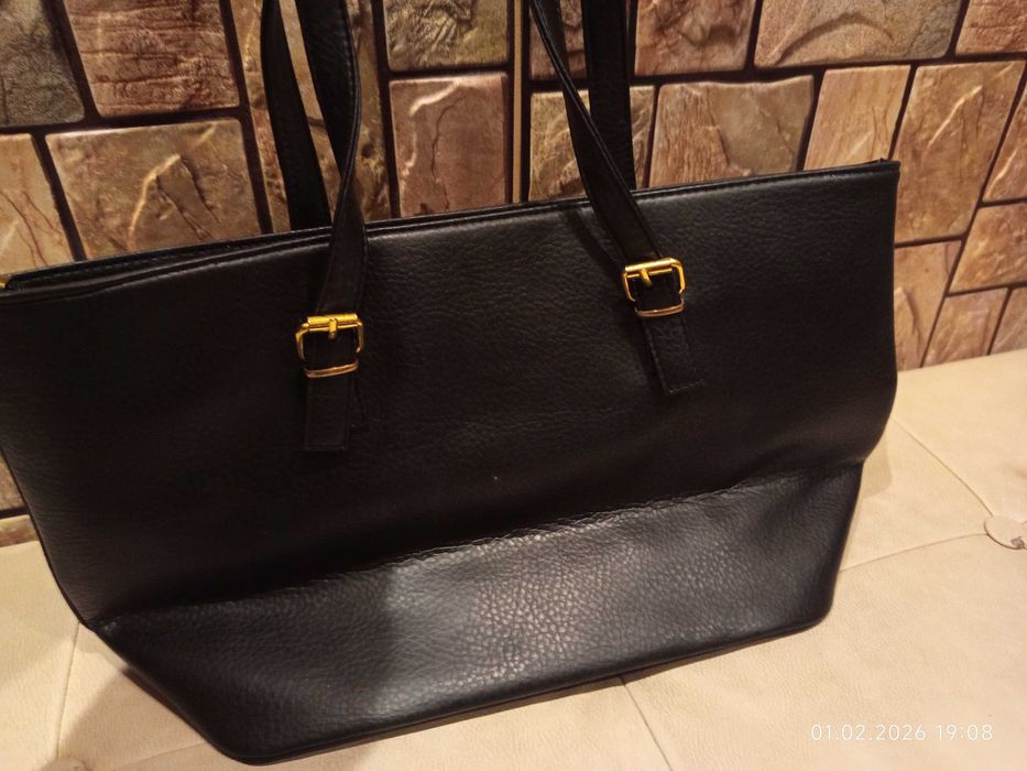 Черна чанта Michael kors