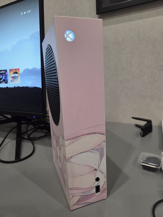 Продам xbox series s