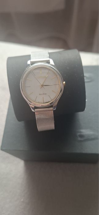 Ceas Citizen Eco-Drive EM0504-81A – aproape nou