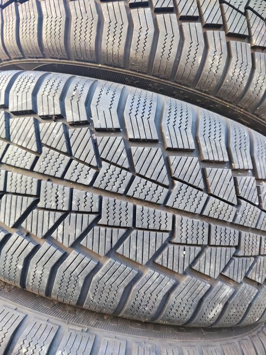 4 бр зимни 245/45/18 General