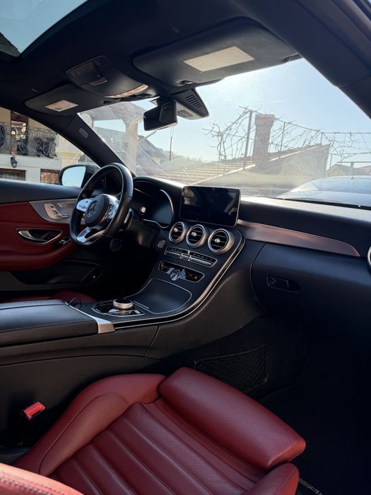Mercedes Benz C300 4matic Coupe