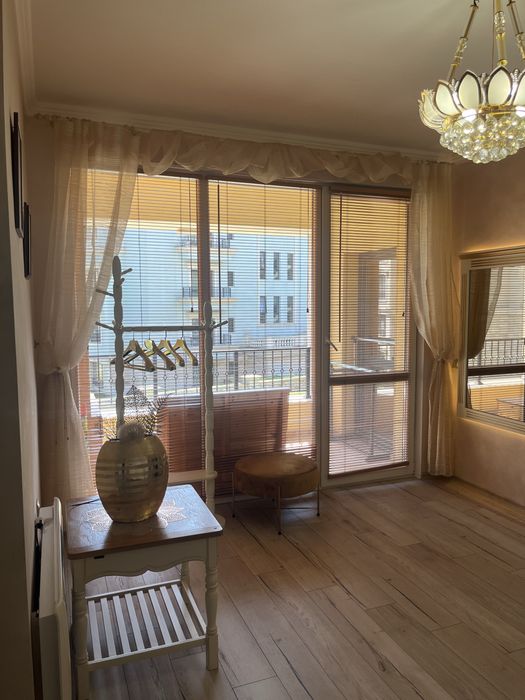 Продава се Четиристаен апартамент в Варна, Базар Левски - 220 кв.м за 2432 €/кв.м - Снимка #2