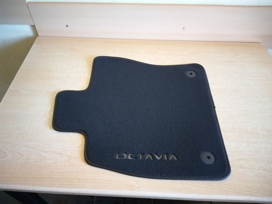 Covorase auto din mocheta dedicate SKODA OCTAVIA IIl