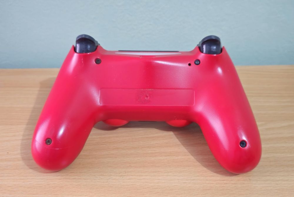 PlayStation 4 Phat + 5 jocuri si manetă