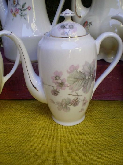 Ceainice vintage  din portelan