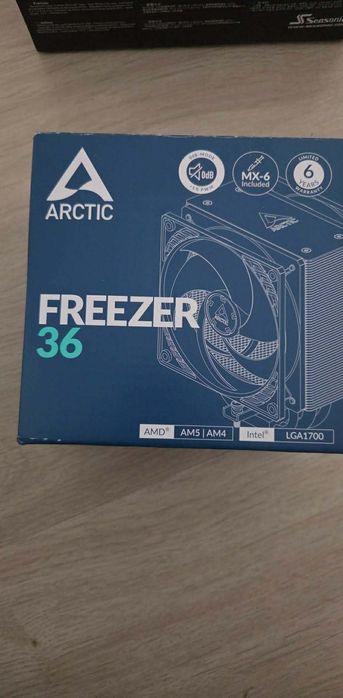 Gaming PC RTX 5070 12GB,  AMD Ryzen 7 7700 32GB RAM
