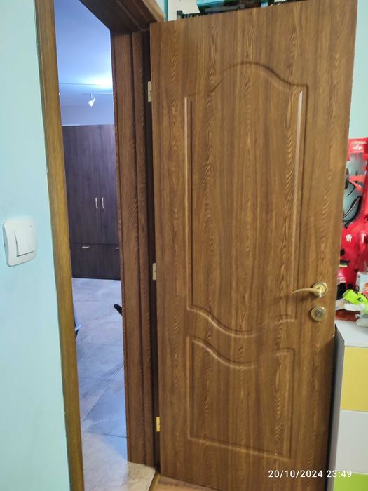 Врати интериорни