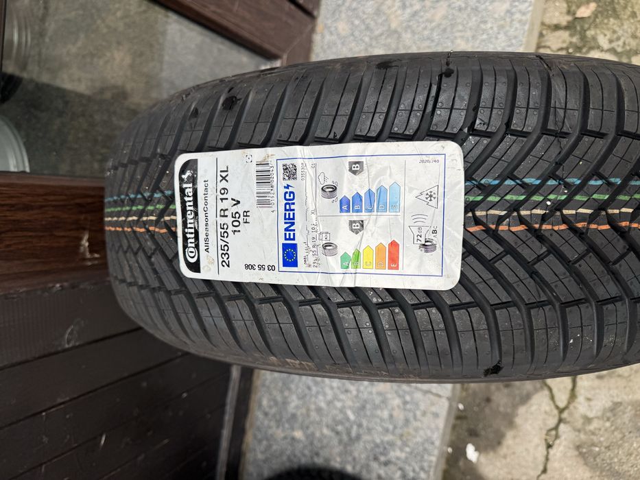 Anvelopă Continental AllSeasonContact – 235/55 R19 XL 105V Noua