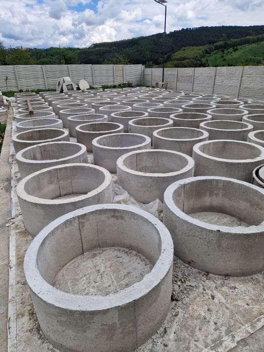 Tuburi de beton / inele / oale fântână