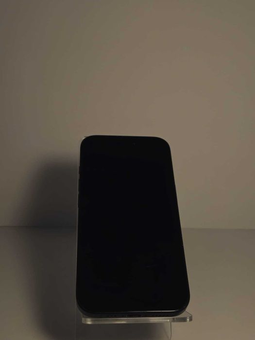 Apple iPhone 16 128GB – Baterie 88%
