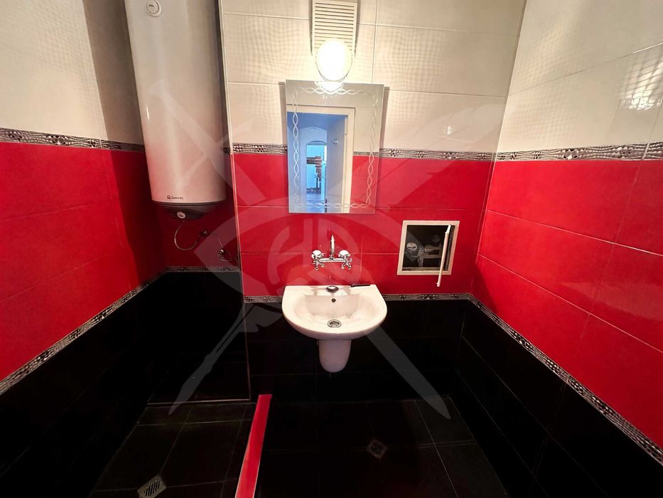 Продава се Многостаен апартамент в Бургас, Възраждане - 95 кв.м за 1685 €/кв.м - Снимка #7