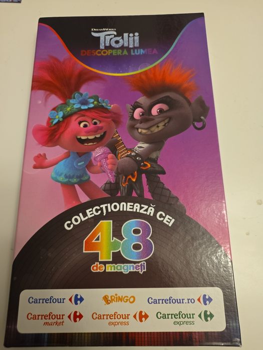 Vând album Trollii: Descoperă Lumea (DreamWorks), campanie Carrefour.