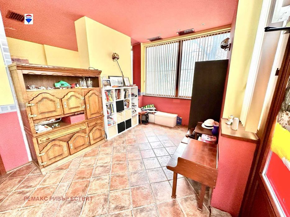 Дава се под наем Магазин в Русе, Алеи Възраждане - 62 кв.м за 306 € - Снимка #7