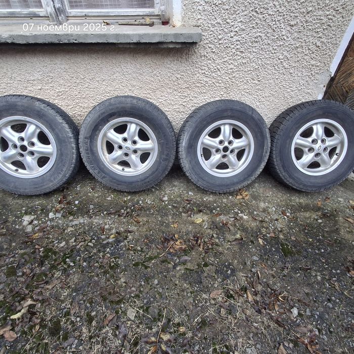 Гуми с джанти ленд роувар 2 ра серия