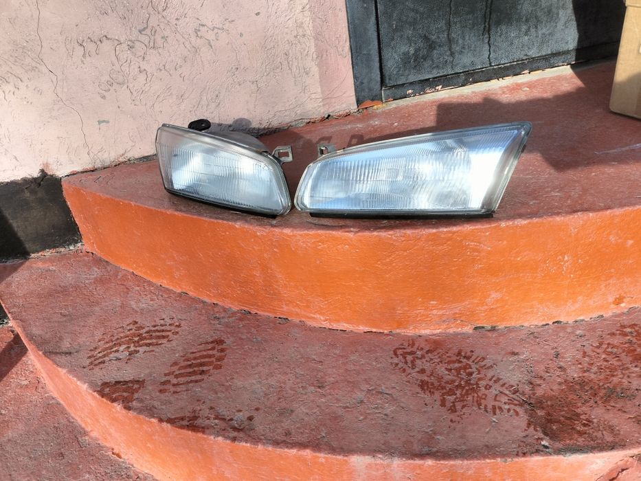 Фара на Камри  продается!