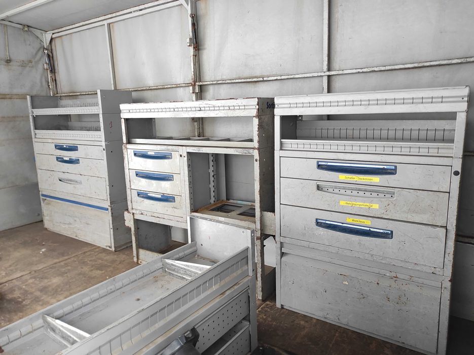 Работни шкафове за бус