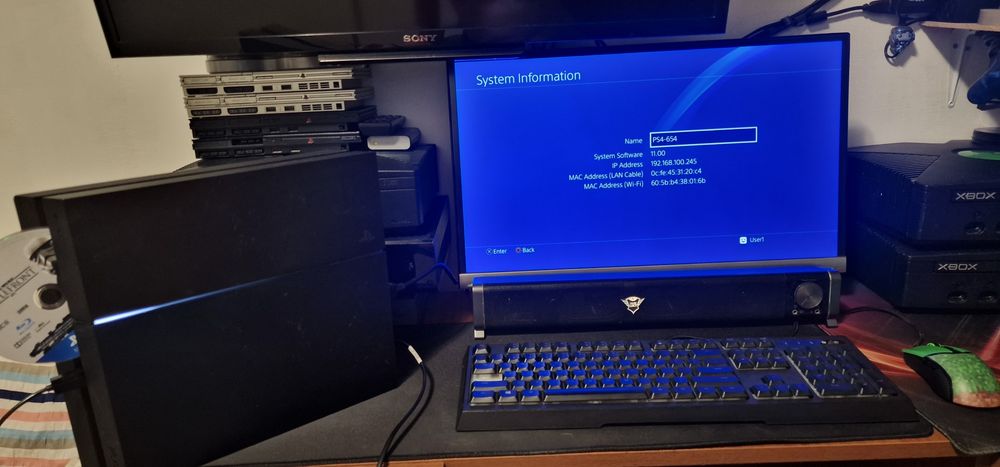 PlayStation 4 cu soft 11 pentru modat