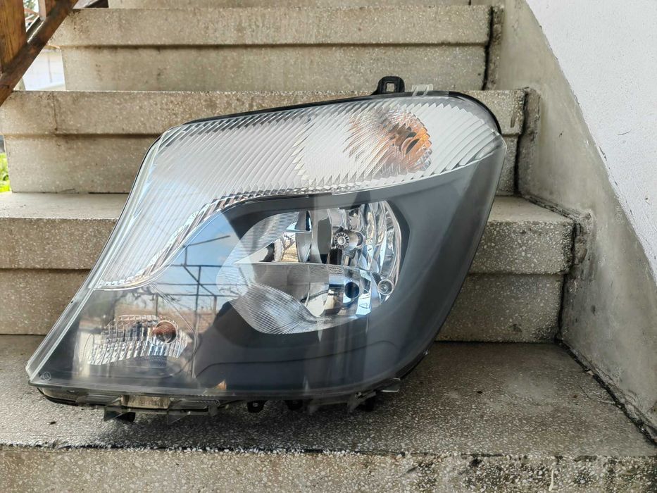 Фар Mercedes Sprinter 2013-18г. Ляв / Фар Мерцедес Спринтер Оригинален