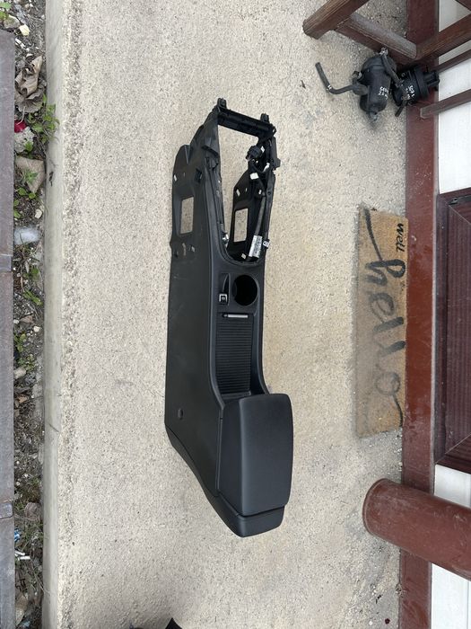 Централна конзола със подлакътник за Опел Астра J