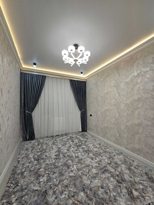 3 хона + холл квартира сотилади.Ор:Горгаз Кодак