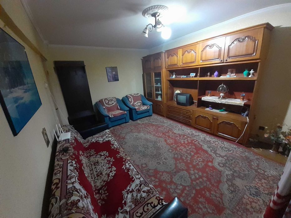 Vand covoare de casa pentru sufragerie si dormitoare