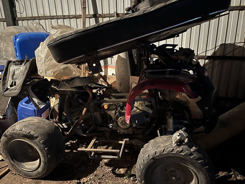 продаю каадроцикл ATV