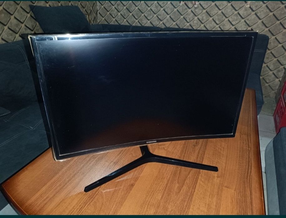 Samsung C-27 F396FHI