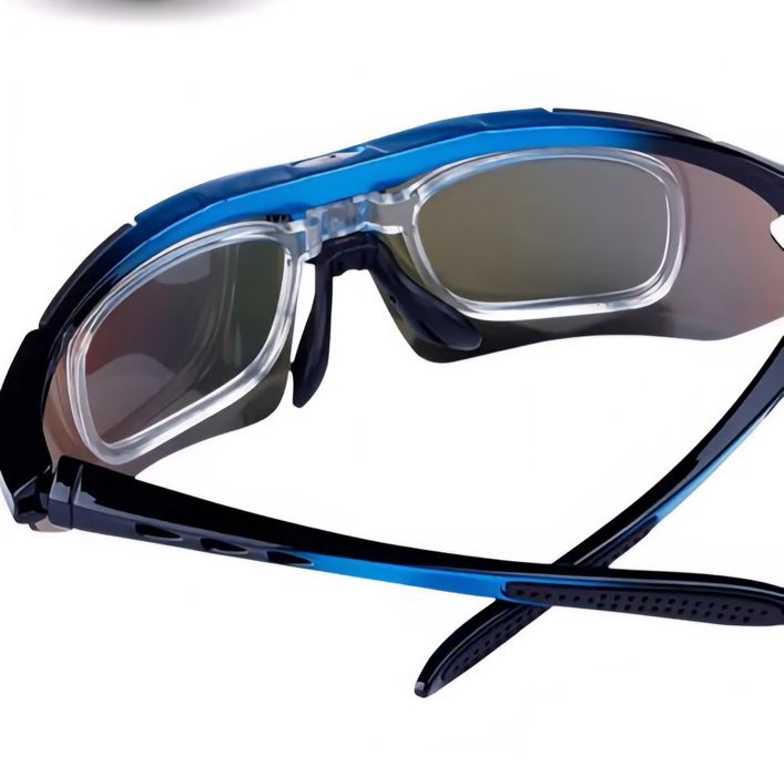 Солнцезащитные очки со сменными линзами