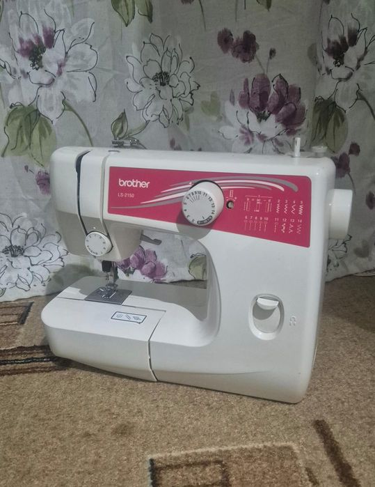 Срочно швейная машинка