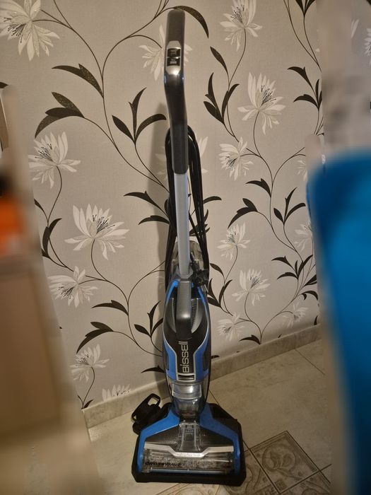 Aspirator multifuncțional Crosswave