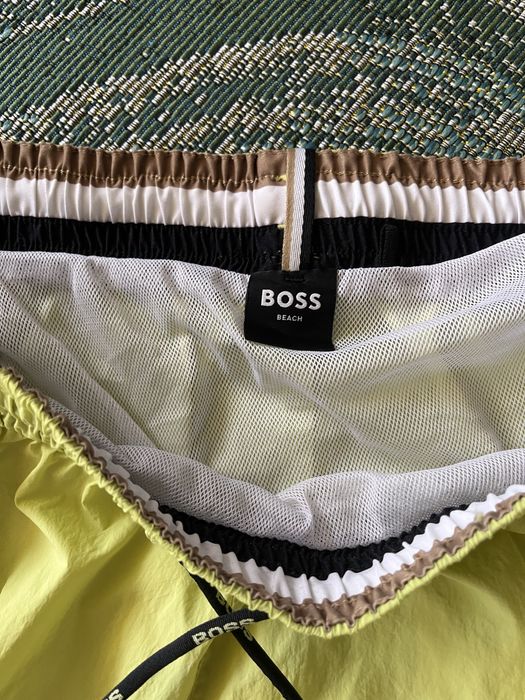 Hugo Boss - бански размер Л-М / Оригинал