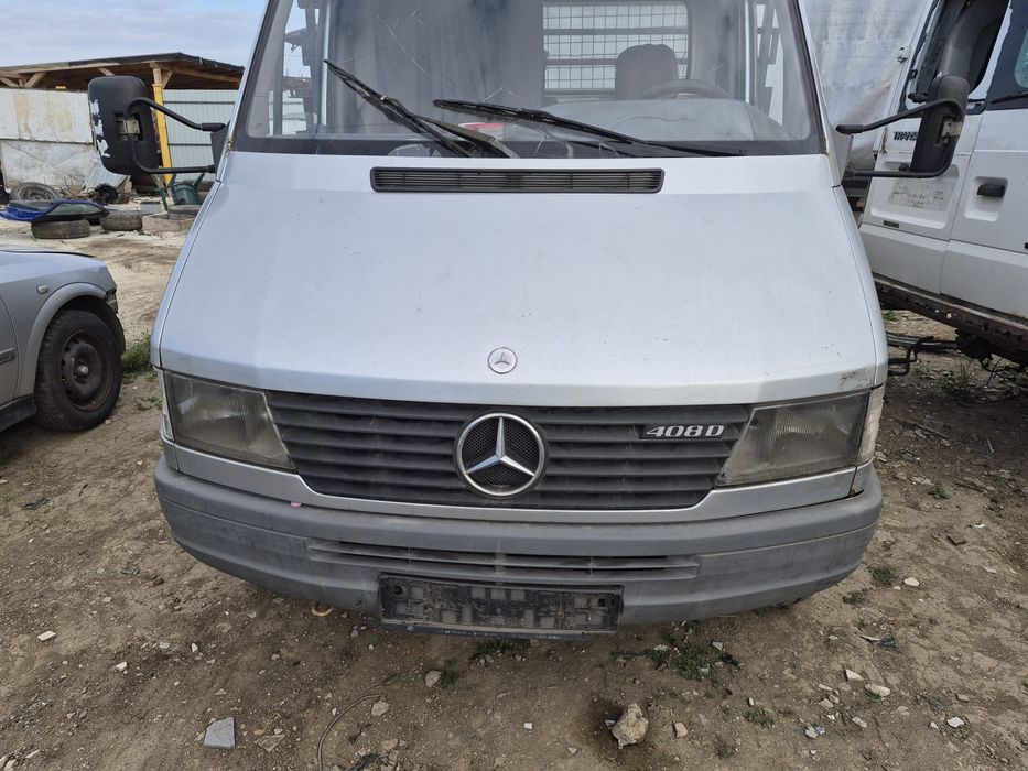 Far faruri stânga dreapta  Mercedes Sprinter 906 1997
