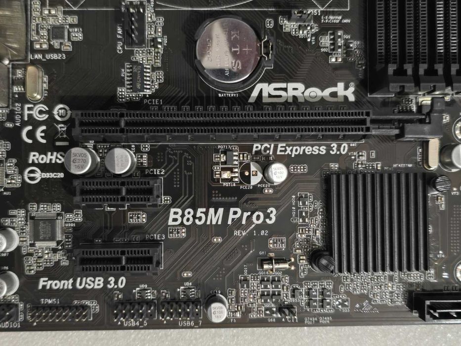 Placa de baza Asrock B85M PRO3, Socket 1150 + Intel I3 4160