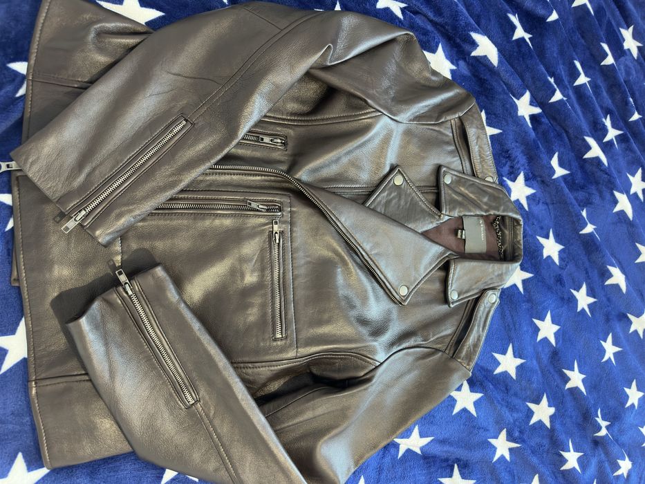 Geaca barbateasca de piele MUUBAA  otiginala matime L