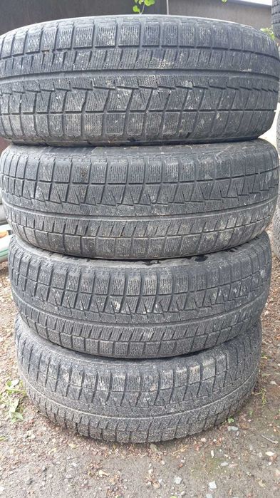 Летних шин Bridgestone 215/60 R17 4 штуки
