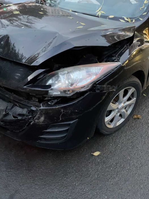 MAZDA 3 2009 — imagine 1