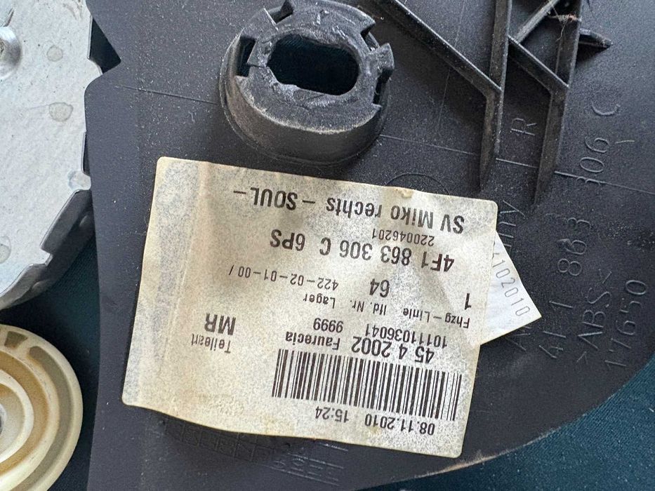 ornament consola centrala audi a6c6 2010