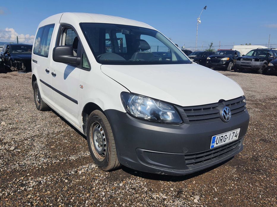 На части! VW Caddy 1.6 ТDI (CAYN)