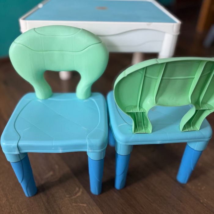 Столик для лего детский со стульчиками