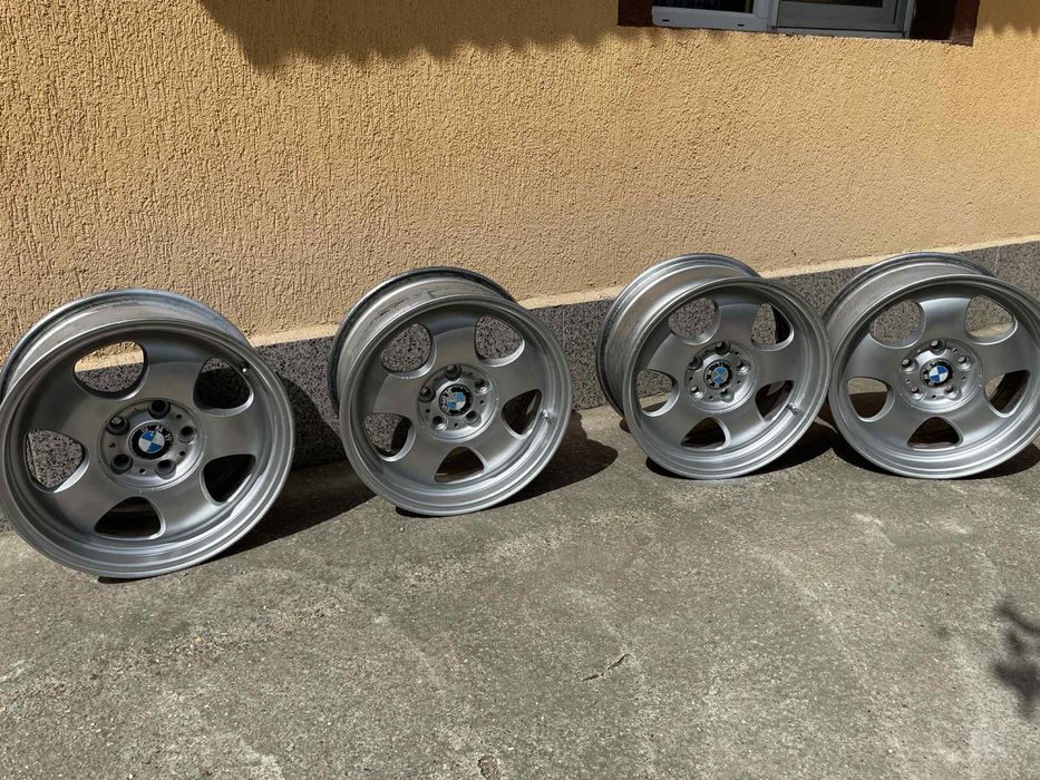 Jante și cauciucuri BMW R17