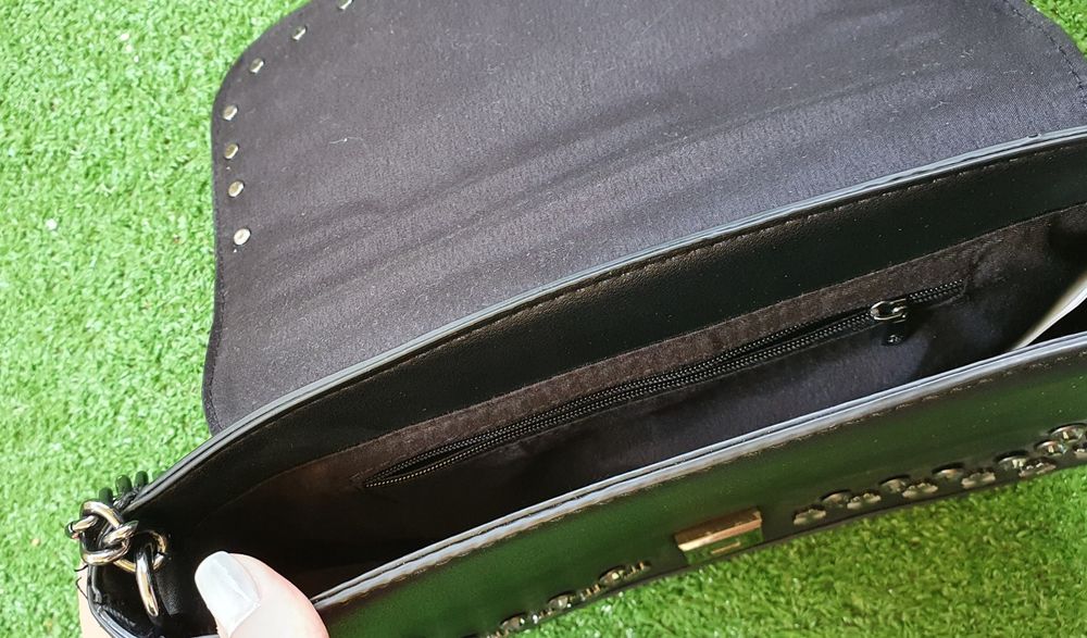 Geanta Stradivarius nouă