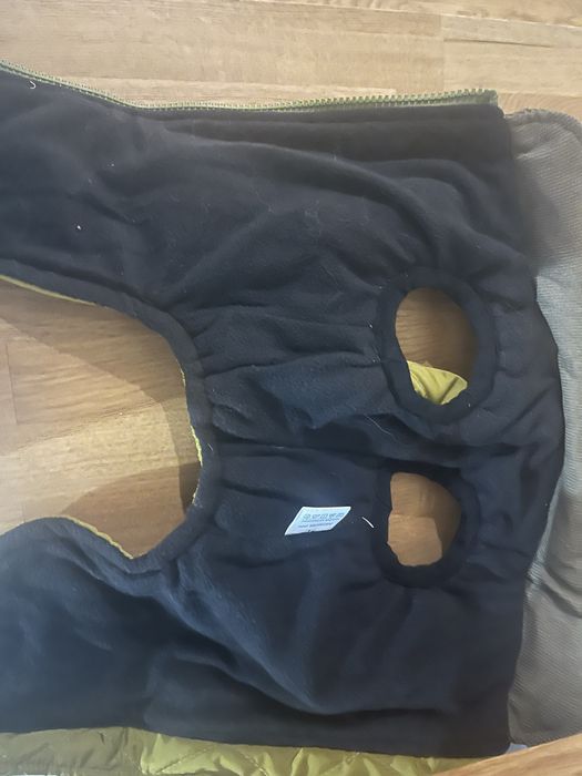 Голям лот за куче -нови легло, дрехи, обувки…