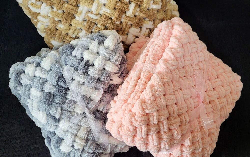 Ръчно плетени бебешки одеяла