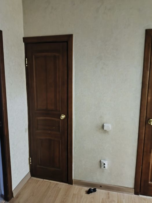 Продам межкомнатные двери