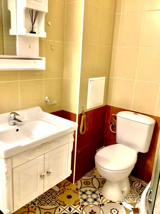 наем апартамент А 110 тристаен 04.03.2026