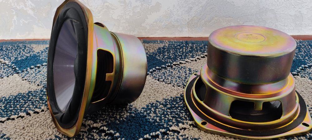 SONY Indonesia Moshniy Kalonka