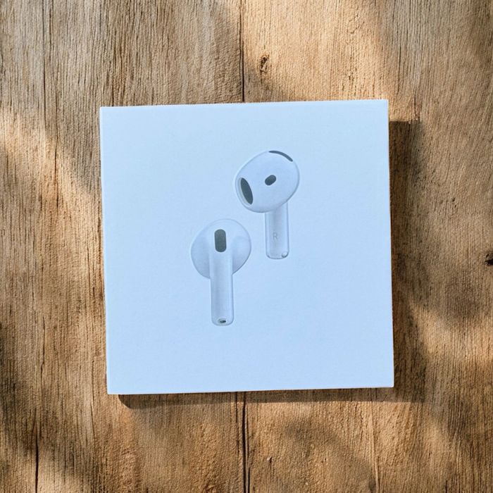 Слушалки AirPods 4 ANC
