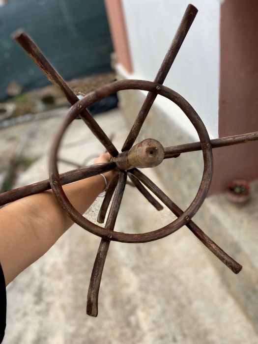 Закачалка масив на стойка